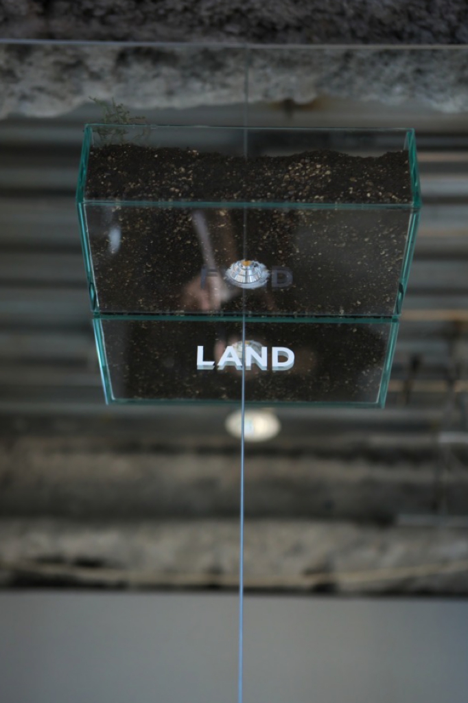 LAND|shopdesign