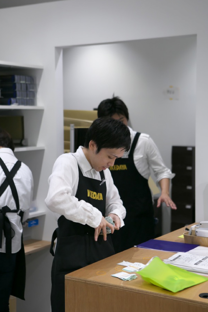 羽シャンデリア７